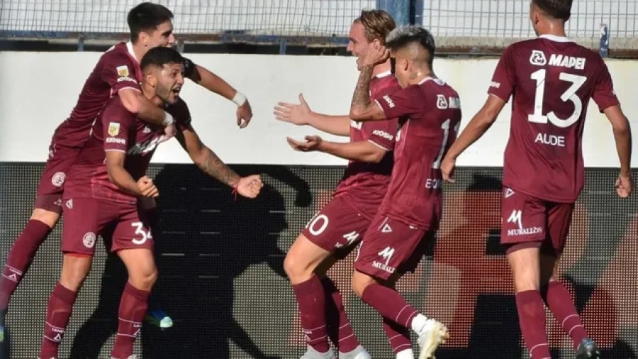 Lanús y General Lamadrid en el Estadio Julio Humberto Grondona, recinto de Arsenal de Sarandí.