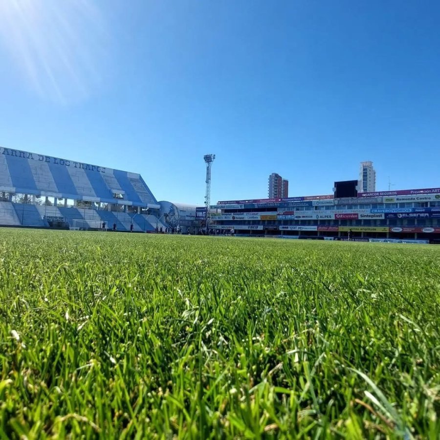 EL MONUMENTAL DE LA CREMA RECIBIRÁ A COLÓN Y SAN MARTÍN DE TUCUMÁN