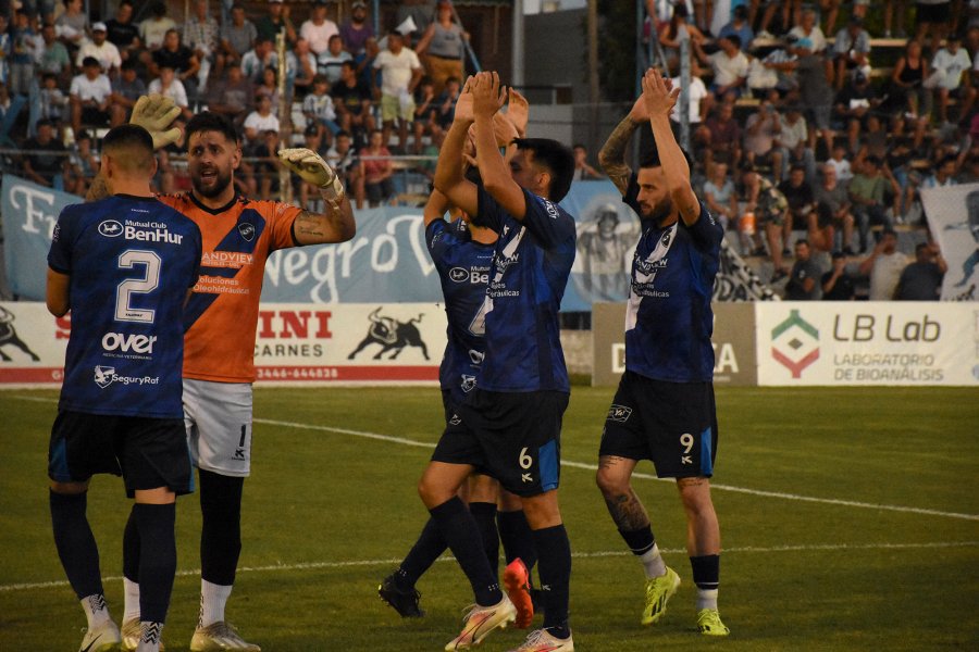 BEN HUR YA TIENE HORA PARA JUGAR ANTE DESAMPARADOS POR EL ASCENSO