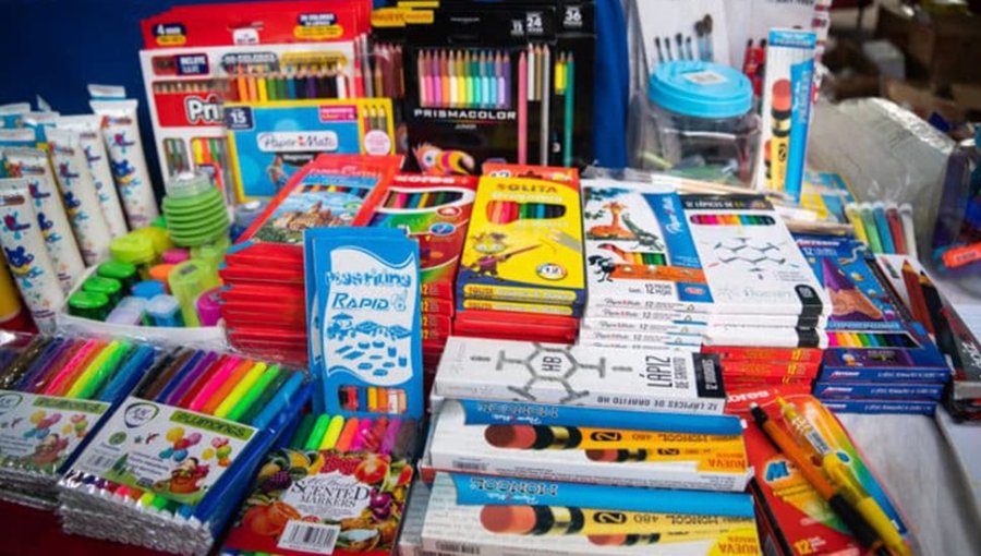 "EQUIPATE PARA EL COLE". La Provincia presentó una canasta escolar al mismo costo que en 2024. Este miércoles el programa será oficializado en Rafaela.