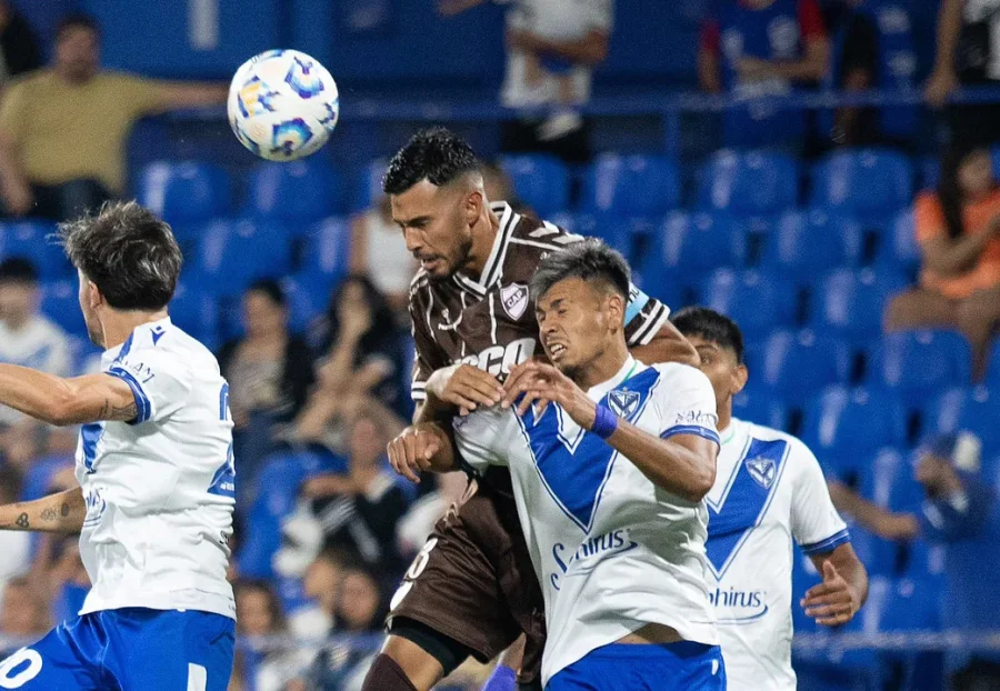 Vélez podrá jugar ante San Lorenzo en el estadio José Amalfitani.