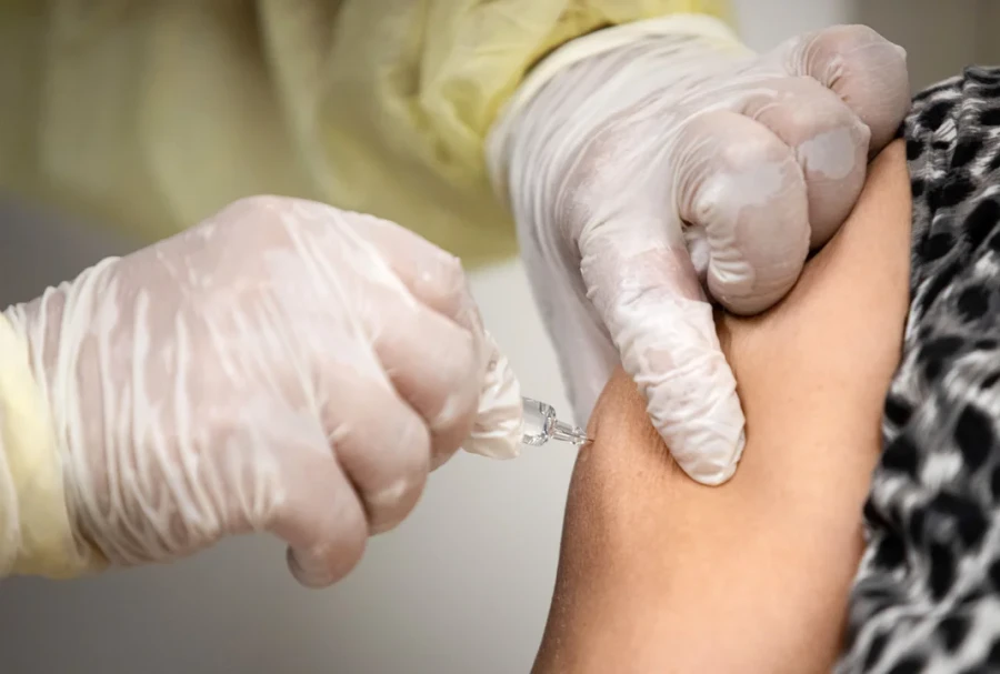 La viceministra de Salud, Cecilia Loccisano, descartó que la salida del organismo afecte a programas y al calendario de vacunación.