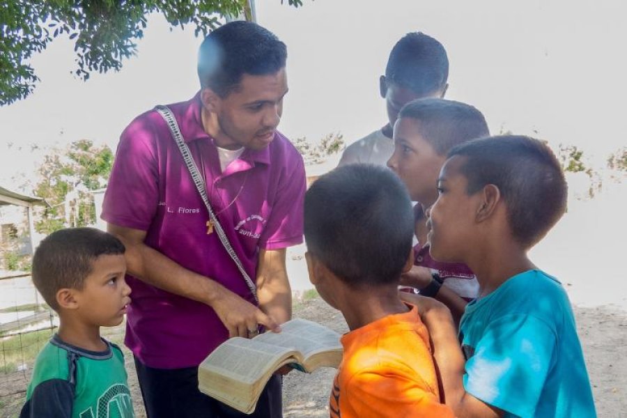 MISIONEROS. El Papa se refiri&oacute; a una nueva &eacute;poca de evangelizaci&oacute;n.