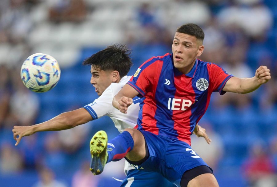 VÉLEZ Y SAN LORENZO IGUALARON SIN GOLES