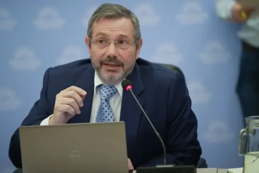 El Gobierno echó al titular de la Anses, Mariano de los Heros.