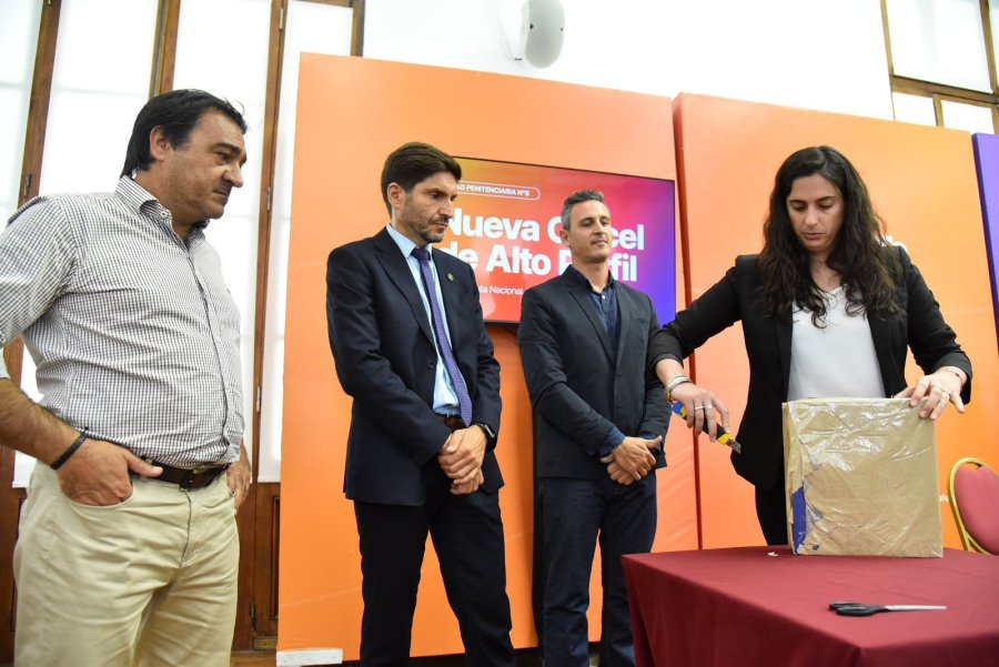 La c&aacute;rcel estar&aacute; compuesta por 4 minipenales.