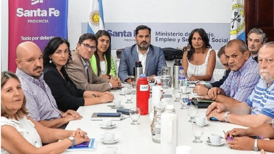 SEGUNDO ENCUENTRO. Ya tienen fecha las pr&oacute;ximas reuniones con gremios docentes y estatales en el marco de la paritaria 2025.