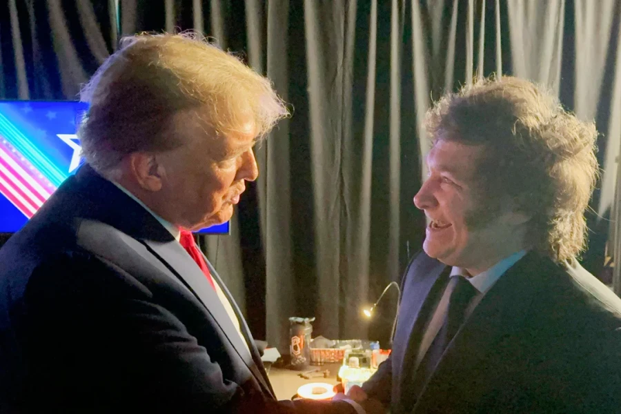 Los presidentes Donald Trump y Javier Milei.
