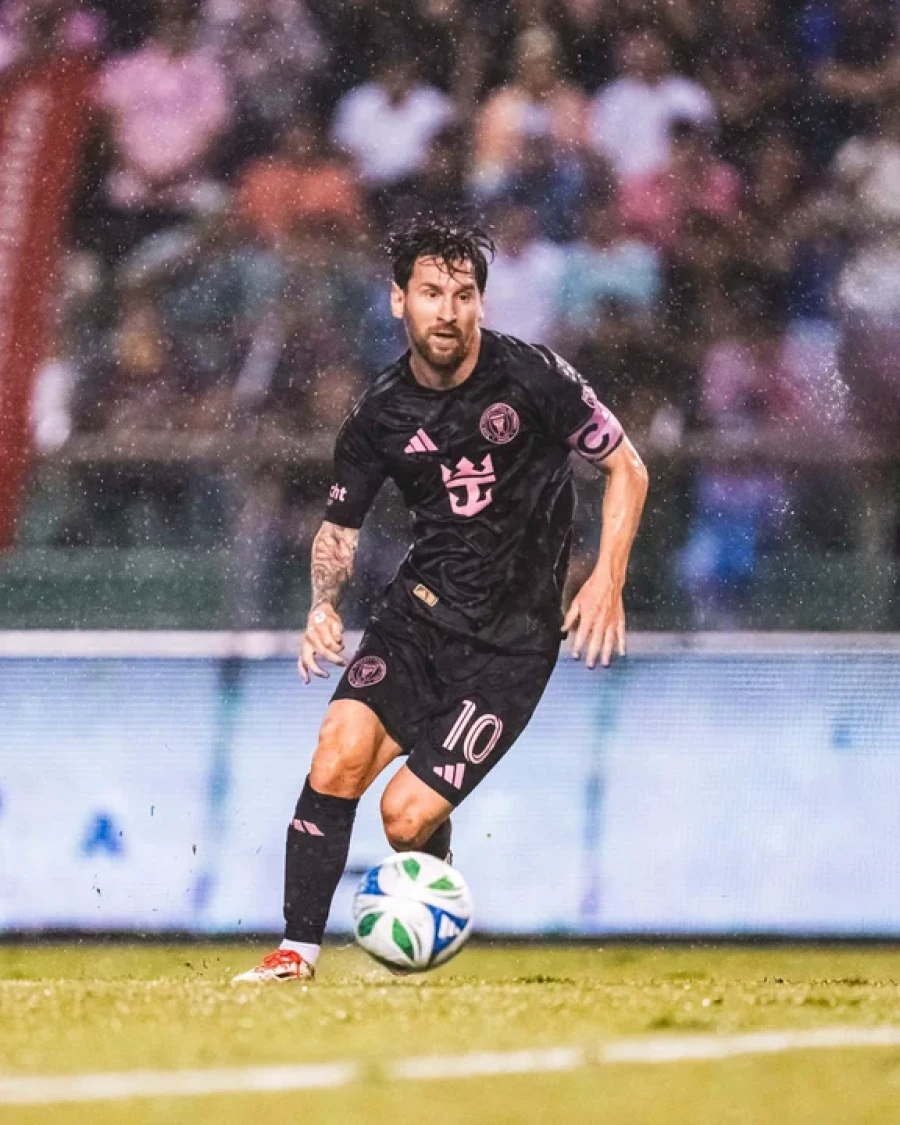 ASTRO. Messi jugará posiblemente en un campo con nieve.