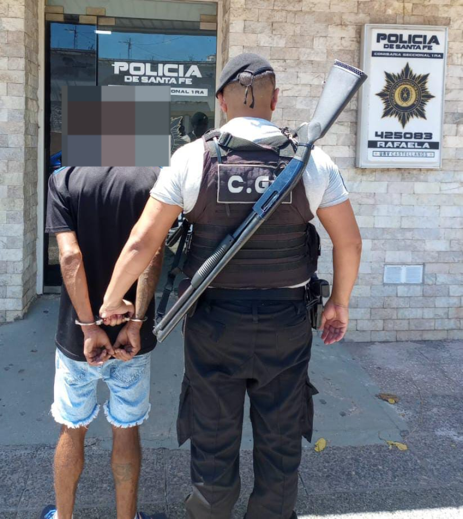 <i>El Fiscal de turno orden&oacute; la detenci&oacute;n del mismo siendo trasladado a sede de la Comisar&iacute;a 1a.</i>