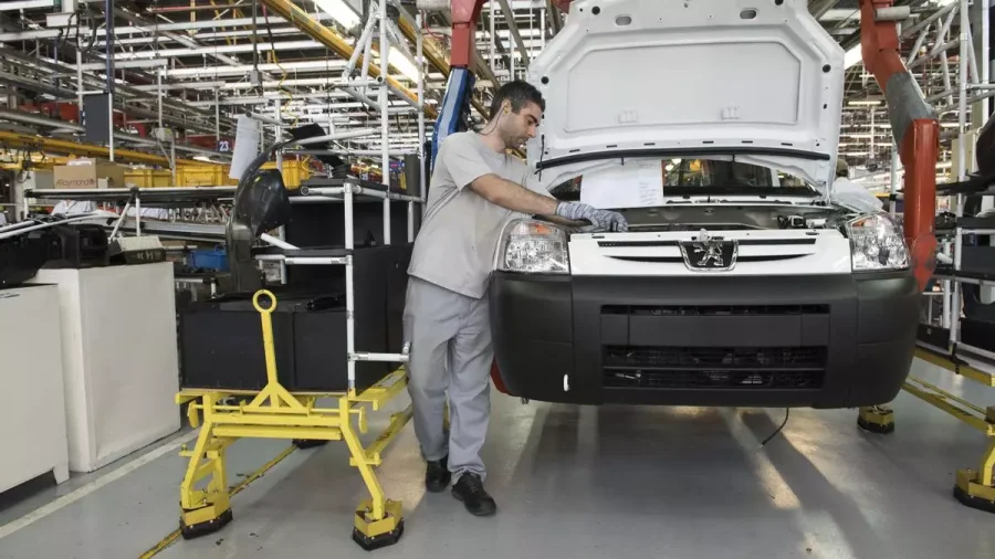 MECÁNICOS. El próximo lunes festejarán su día.