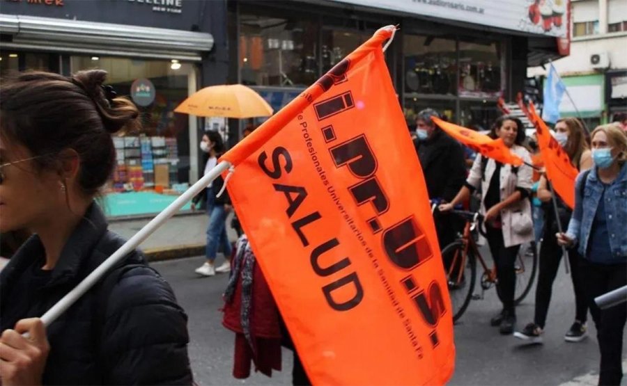 PARITARIAS EN SANTA FE. Los profesionales de la salud no aceptaron la propuesta salarial del gobierno y anunciaron un plan de lucha para el lunes.