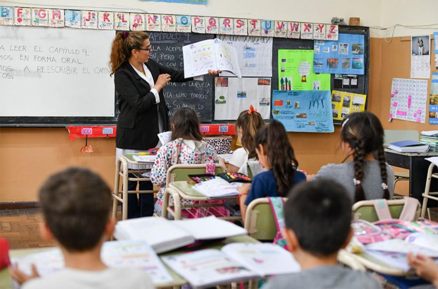 INICIO DE CLASES. Pese al paro anunciado para este lunes, la mayor&iacute;a de los docentes santafesinos estar&aacute;n presentes en las escuelas para el comienzo del ciclo lectivo 2025.