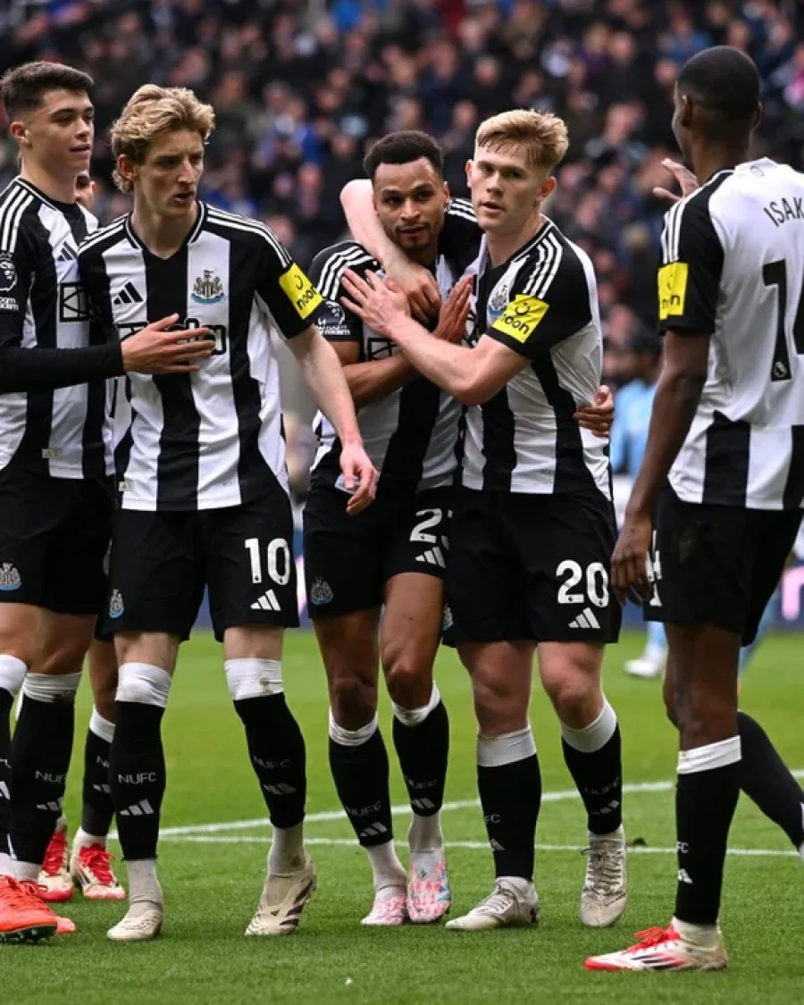 Sufrido triunfo para el Newcastle frente al Nottingham Forest.