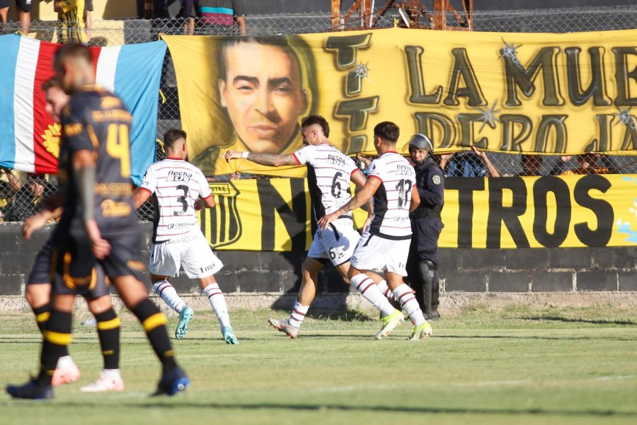 COLÓN LE GANÓ A MITRE EN SANTIAGO DEL ESTERO