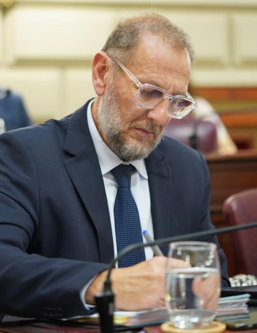 El diputado Marcos Corach expuso su visión crítica acerca de la proyectada Alcaidía de Rafaela a construirse.