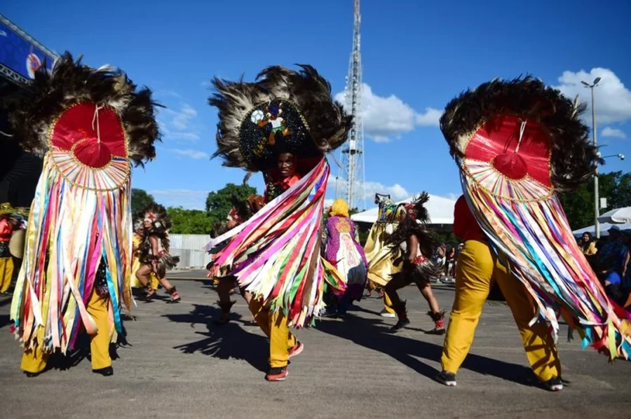 Ensayos del precarnaval en Brasil.