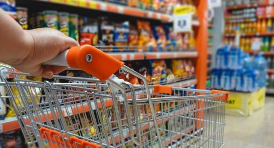 Las ventas en supermercados cayeron un 11% en 2024 en términos reales.