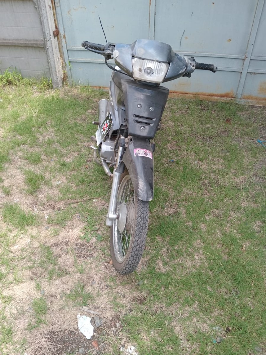 Al revisar una moto marca Honda Wave 110 c.c., establecieron que el dominio no correspondía a ese rodado.