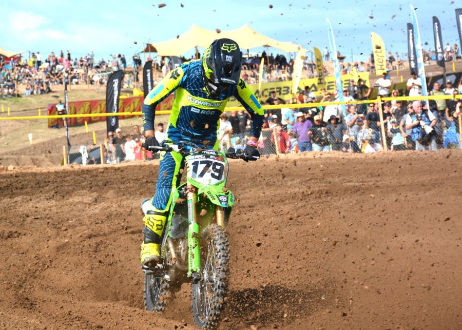 Joaquín Poli en acción en el Infinito Race Track de Córdoba Capital.