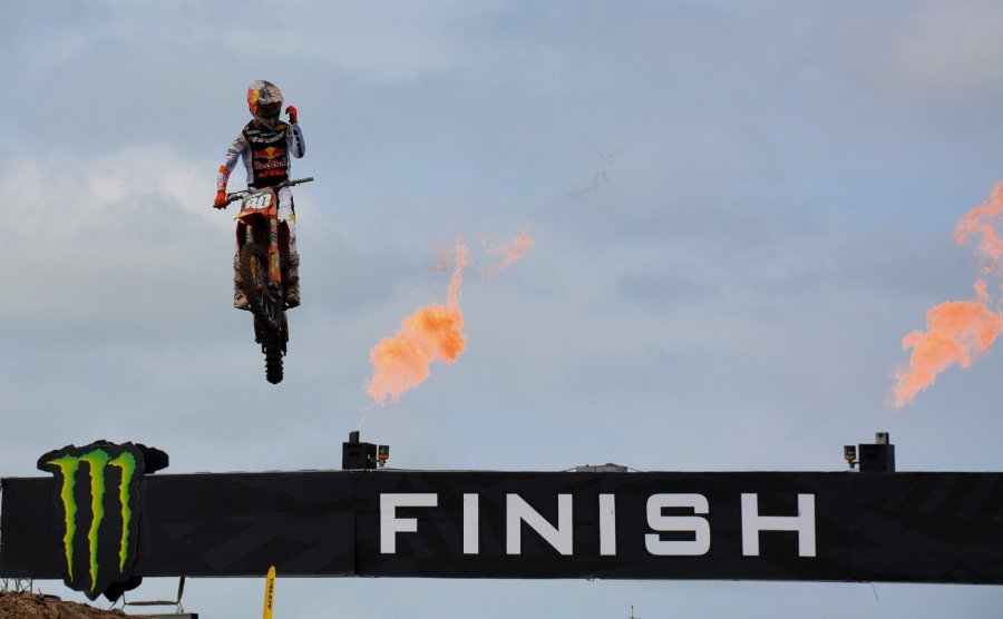 El italiano Andrea Adamo encabez&oacute; el dominio de KTM en la categor&iacute;a MX2.