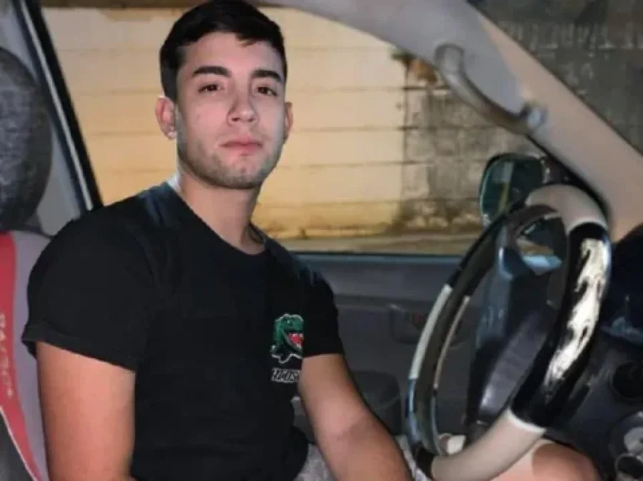 Roa fue encontrado con múltiples golpes en todo su cuerpo.