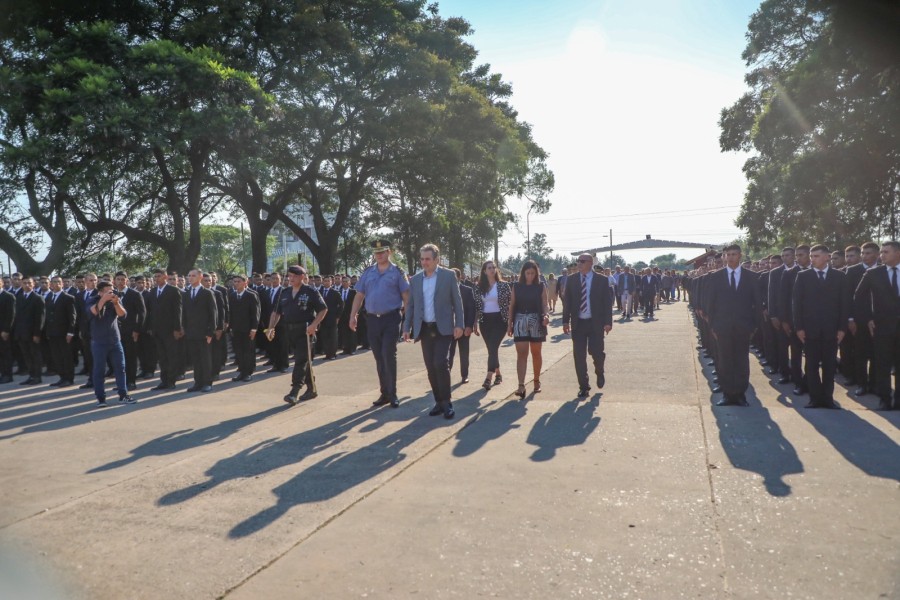 ACTO. Este miércoles fue el acto de inicio del ciclo lectivo para los 797 cadetes inscriptos. El ministro destacó que alrededor de un 80% de los cadetes son mujeres.