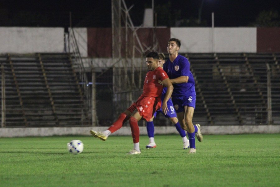 LEON. Cerró la pretemporada con el amistoso ante la Reserva de Unión.