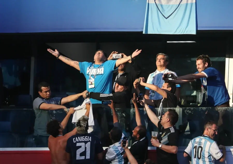 Diego Maradona murió a los 60 años y según la acusación en el juicio en situación de abandono médico.