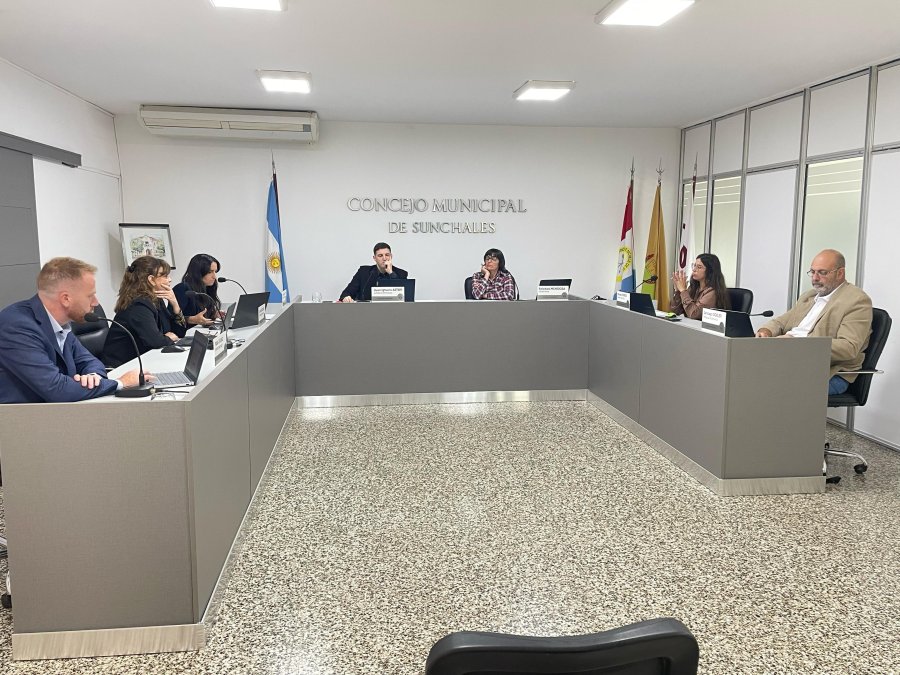 SESIÓN. Los ediles sunchalenses durante su habitual encuentro semanal.