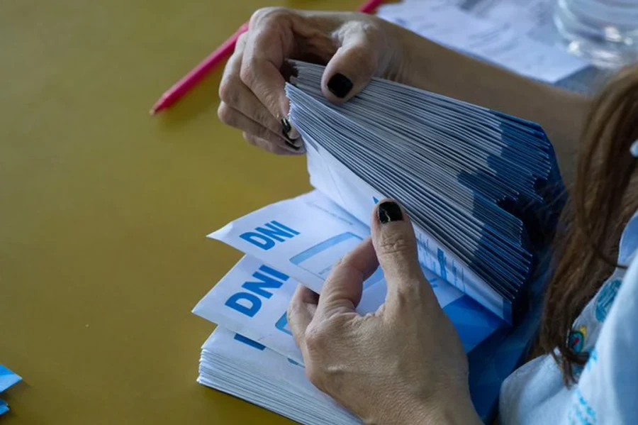El RENAPER llegará a Bahía Blanca con un camión fábrica para hacer y entregar 350 DNI por día gratis