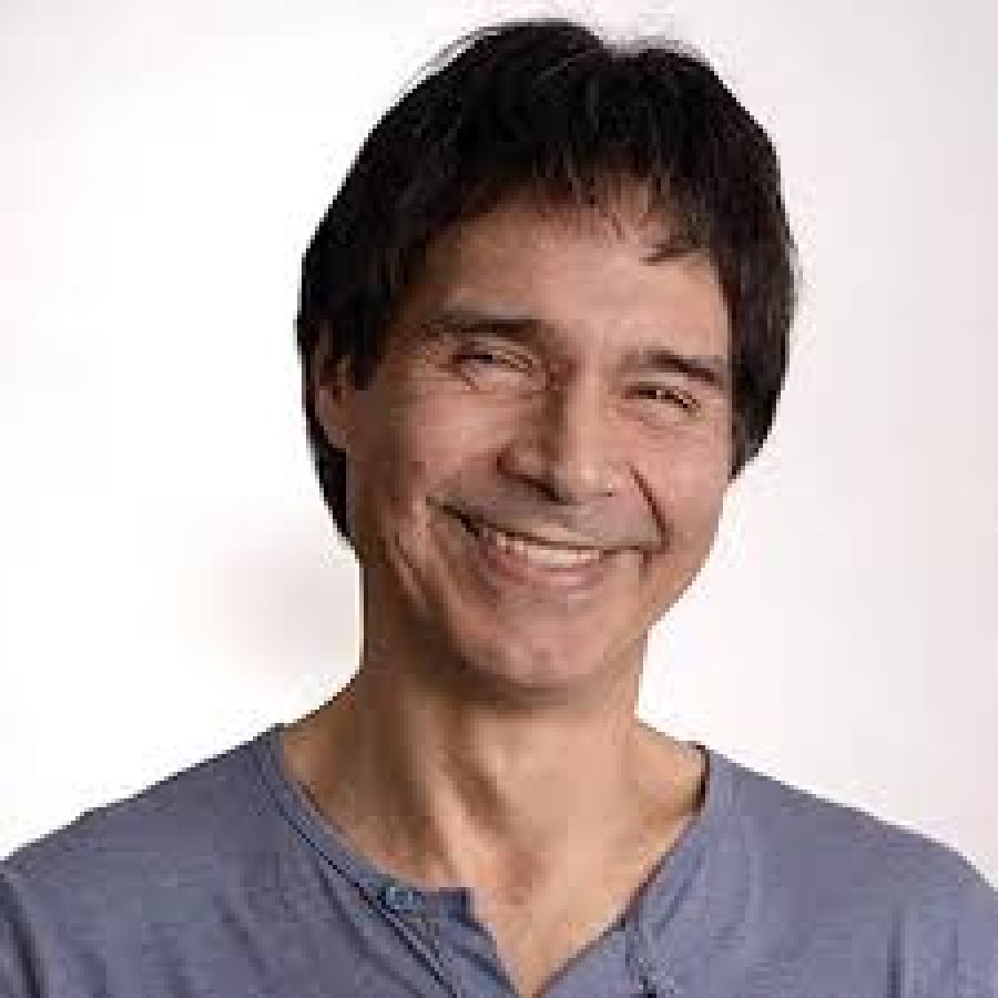 Claudio Mar&iacute;a Dom&iacute;nguez, recordado como ni&ntilde;o prodigio respondiendo sobre La Il&iacute;ada y La Odisea.