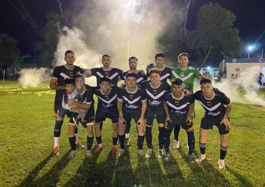 HACE HISTORIA. El equipo de Primera B dio otro batacazo.