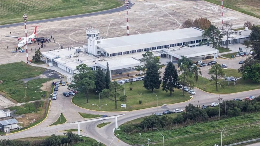 Más frecuencia de vuelos en el aeropuerto de Sauce Viejo.