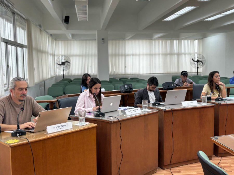 El bloque de concejales de la oposici&oacute;n aumenta la presi&oacute;n sobre la gesti&oacute;n del intendente Viotti en materia de transparencia.