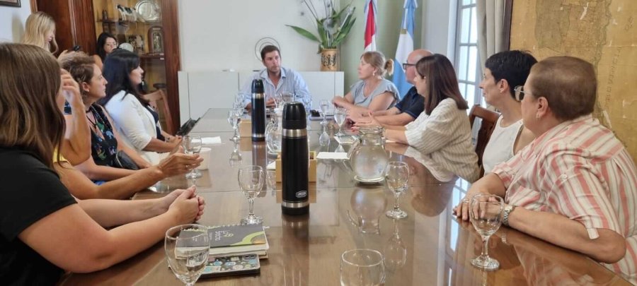 ENCUENTRO. La dirigencia rural recibió a Clara García. Infraestructura e inseguridad, los ejes principales.