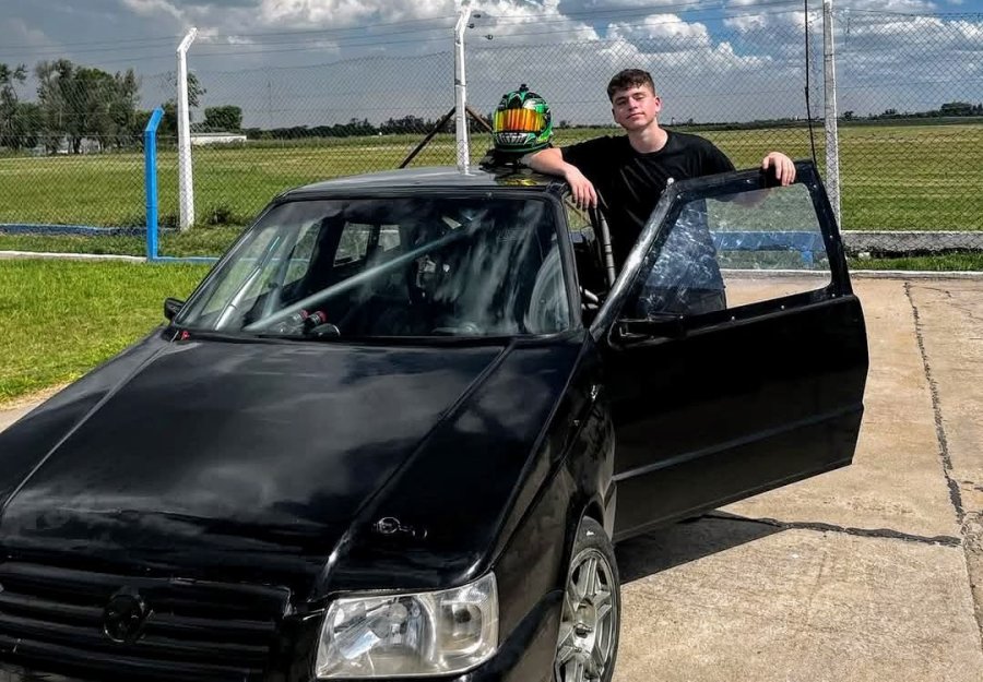 NEREO CIPOLAT. El juvenil piloto rafaelino debutará en los nuevos Fiat 1400 TZ.