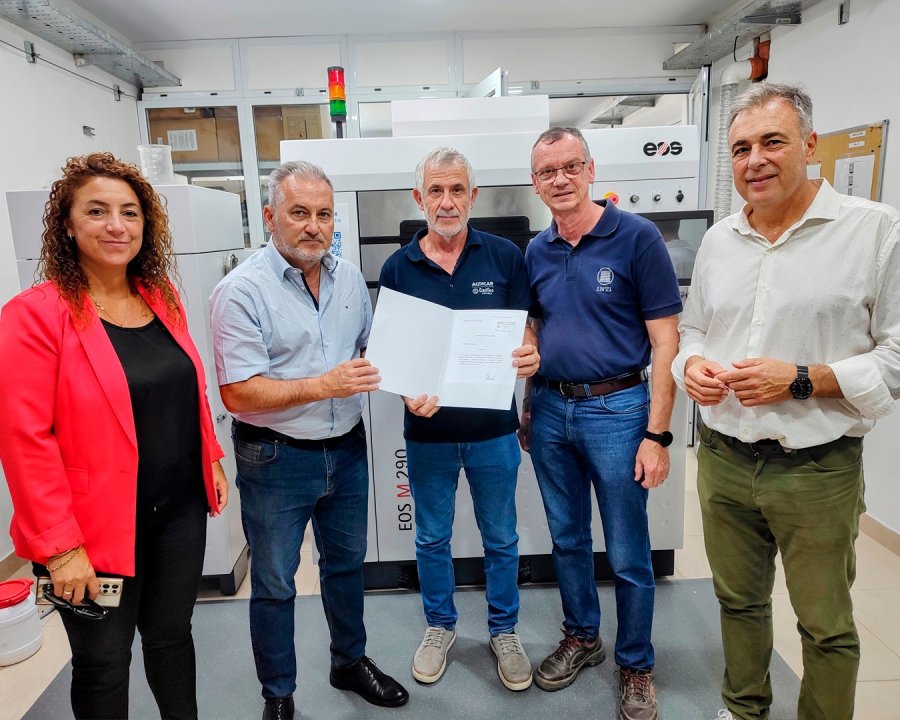 Victoria Capoccetti, Marcelo Lewandowski, Daniel Frana, Marcelo Gasparotti y Luis Castellano en el INTI CenTec.