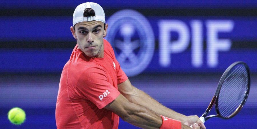 VA POR MAS. El tenista argentino.