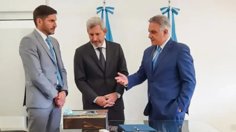 CONVOCATORIA. Maximiliano Pullaro recibirá este jueves a sus pares Martín Llaryora y Rogelio Frigerio en el marco de un nuevo encuentro de la Región Centro.