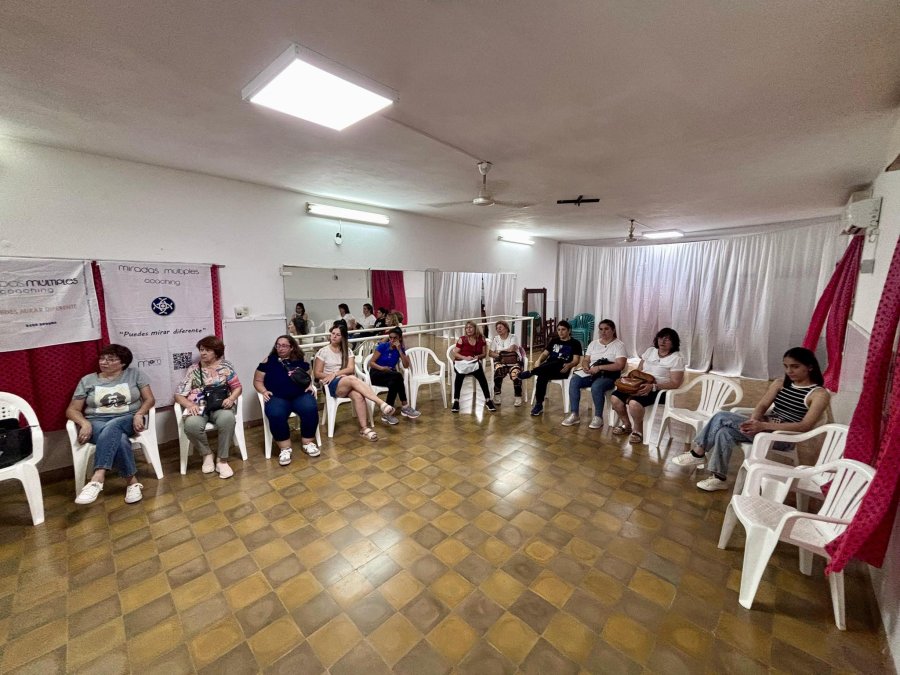 TALLER VIVENCIAL. Vista general del reciente encuentro.