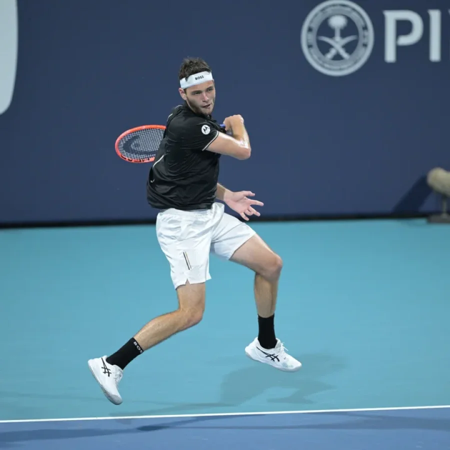 Taylor Fritz durante su triunfo ante Matteo Berrettini.