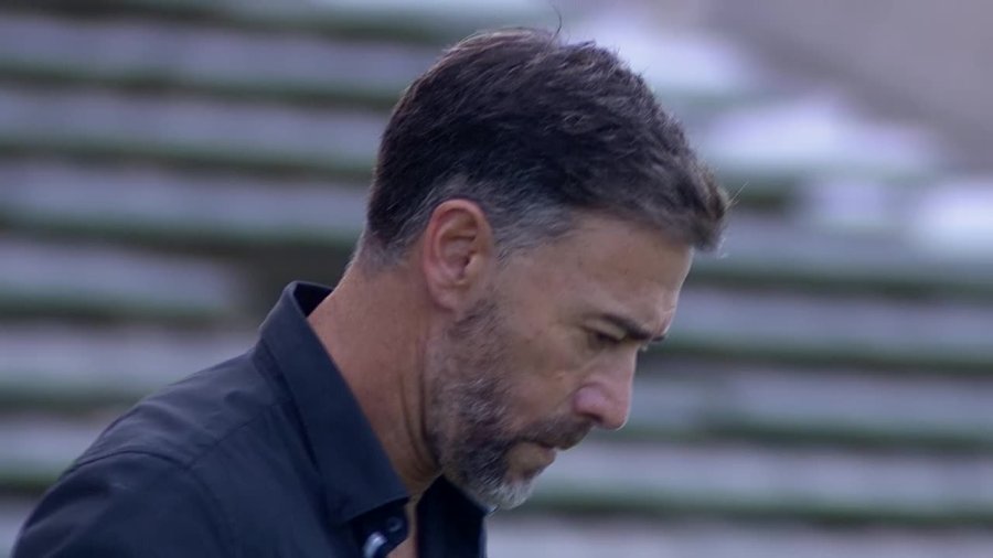 GONZALEZ. "No nos podemos permitir jugar así. Le quiero pedir disculpas a la gente de Unión