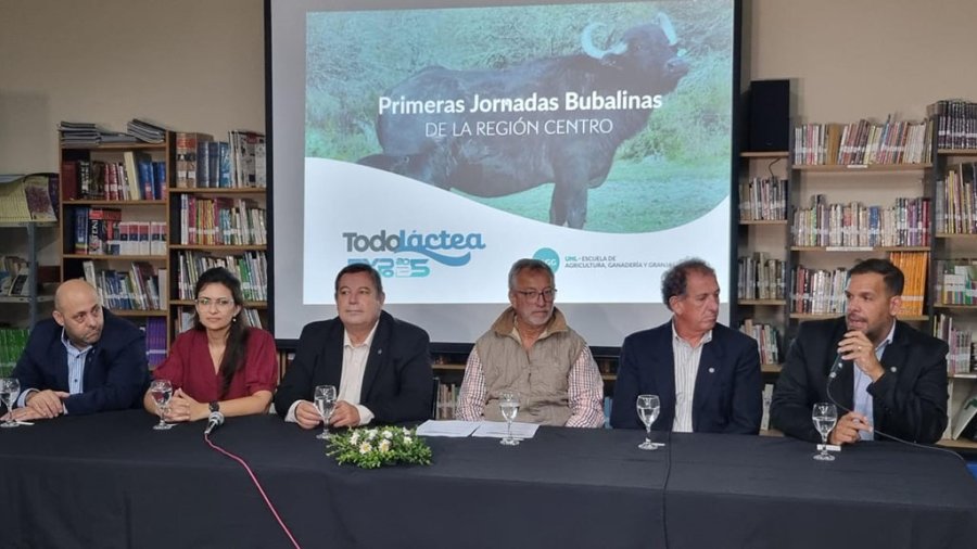Presentaci&oacute;n de las Primeras Jornadas Bubalinas de la Regi&oacute;n Centro.