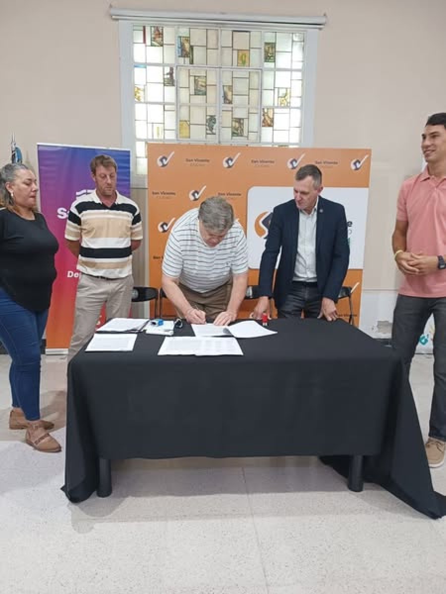 El acuerdo fue suscripto en un acto realizado en San Vicente.