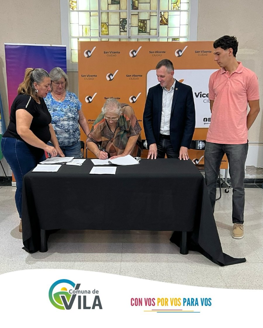 El momento de suscribir el acuerdo.