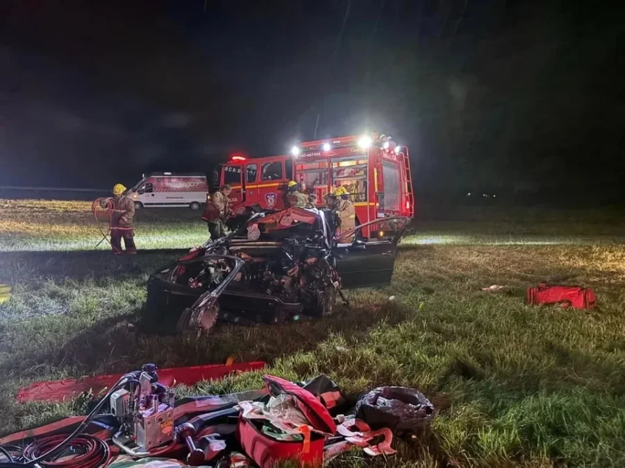 El siniestro involucró a un automóvil Peugeot 407, que era conducido por el hombre fallecido.
