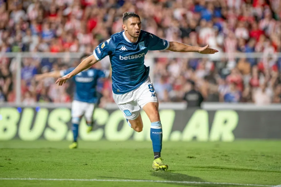 LA ACADEMIA INICIA SU CAMINO EN LA LIBERTADORES