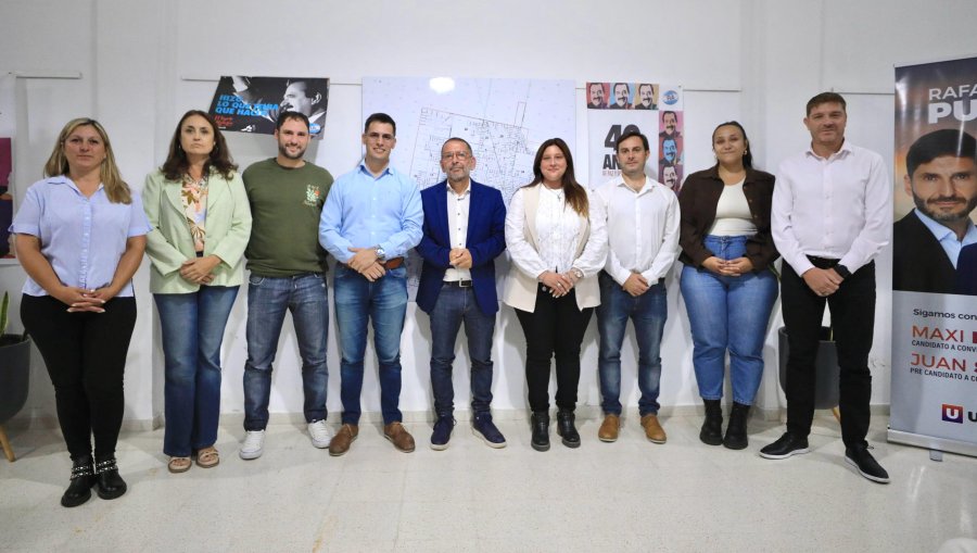 Scavino junto a Viotti en la presentaci&oacute;n realizada en el Comit&eacute; Radical de calle Bol&iacute;var.