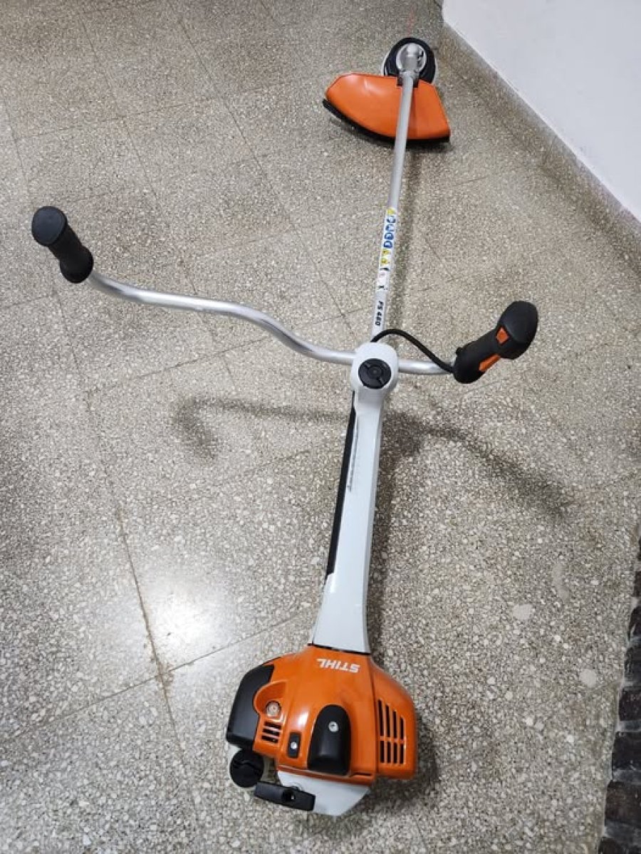 Motoguadaña recientemente adquirida por la Comuna.